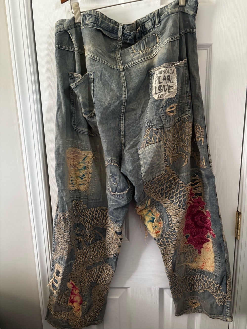 Magnolia Pearl Distressed Embroidered Jeans - Picture 8 of 10